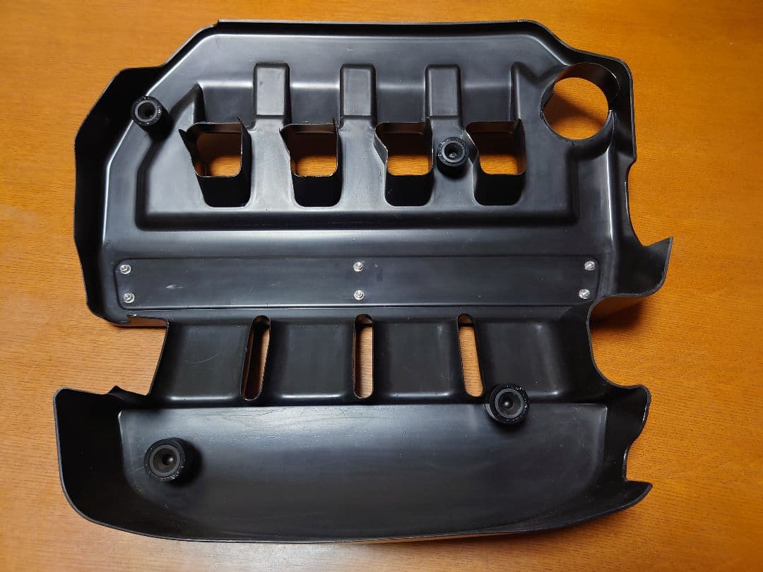 ゴルフ7GTI ECSチューニングエンジンカバー