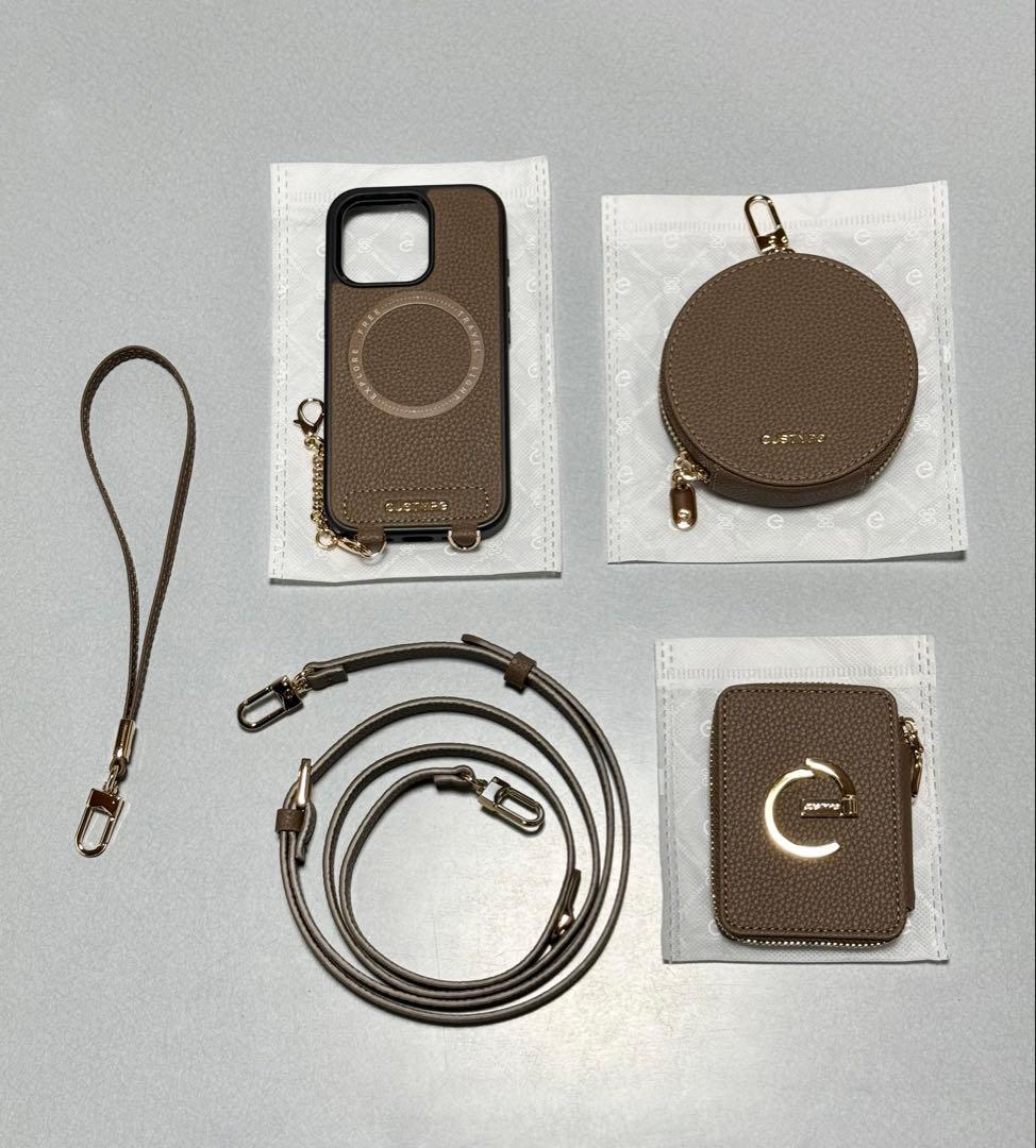 美品★CUSTYPE スマホケース モカ iPhone16pro