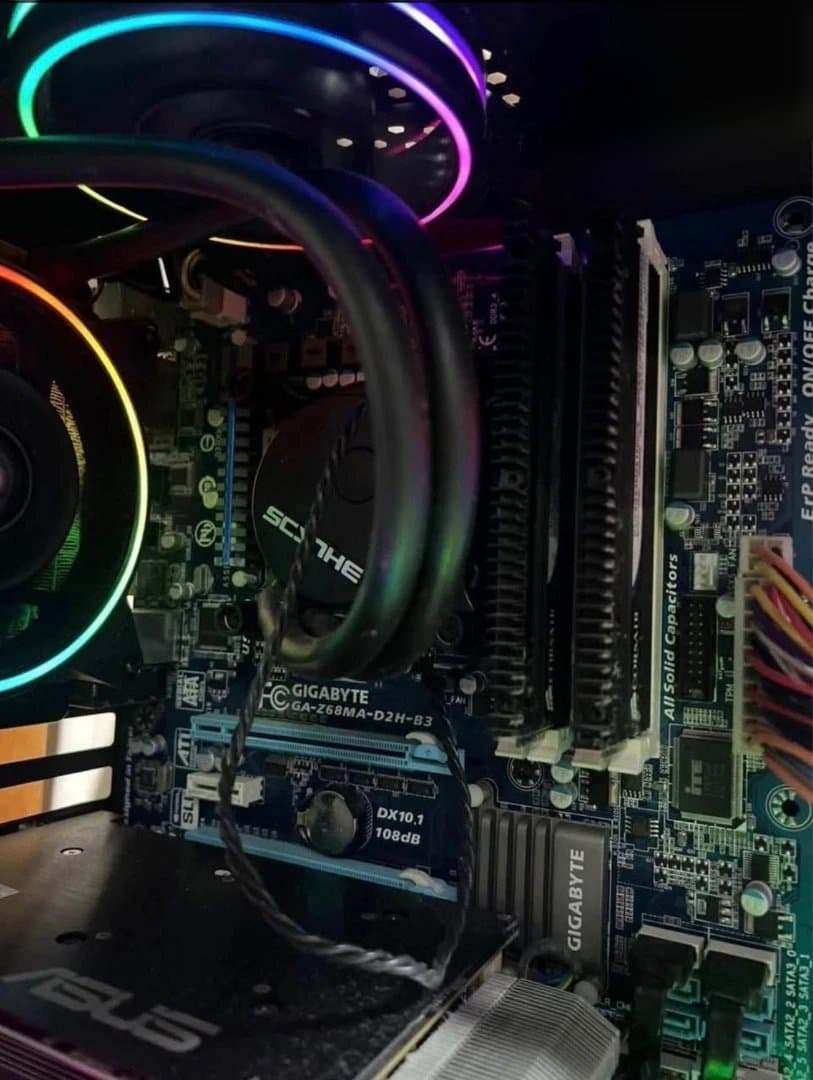 コンピューター部品