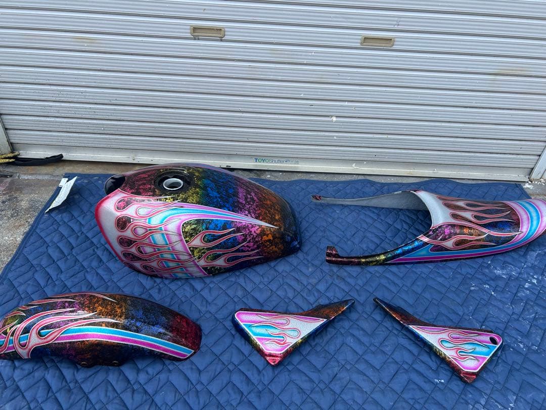 ゼファー400外装セット塗装後未使用