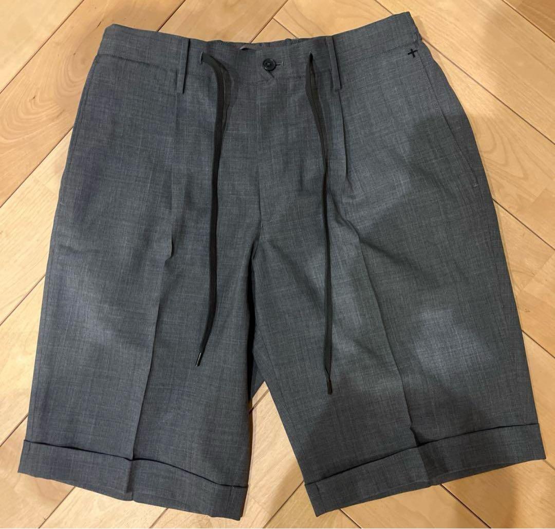 試着のみ　クロスクローゼット 千場　TECHWOOL ショートパンツ　グレー