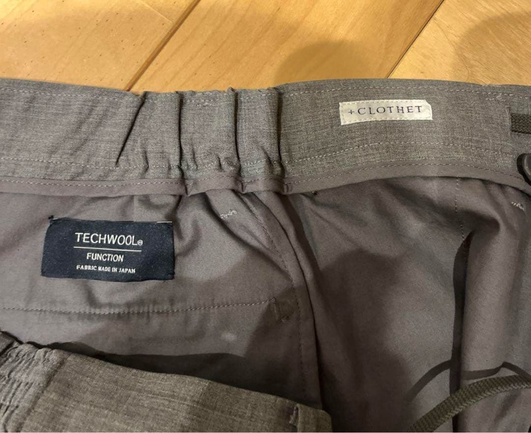 試着のみ　クロスクローゼット 千場　TECHWOOL ショートパンツ　グレー