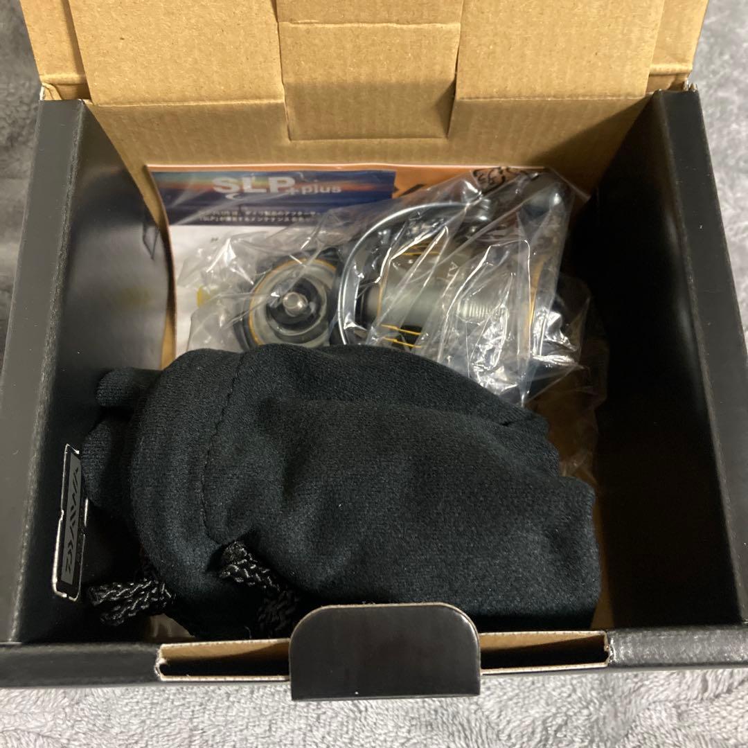 ダイワ 23エアリティLT2000S-P 新品