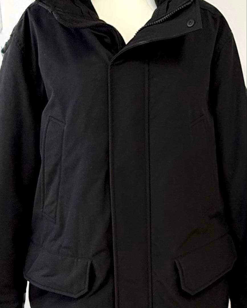 ユニクロ　UNIQLO 新品未使用　大きい　黒 ダウンジャケット　ダウンコート