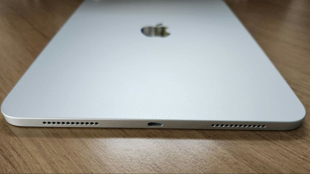 iPad A16 128GB シルバー wifi ケースとペン