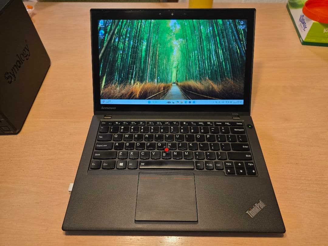 ThinkPad x240s W11タッチスクーン/i5/8G/512GB/英字
