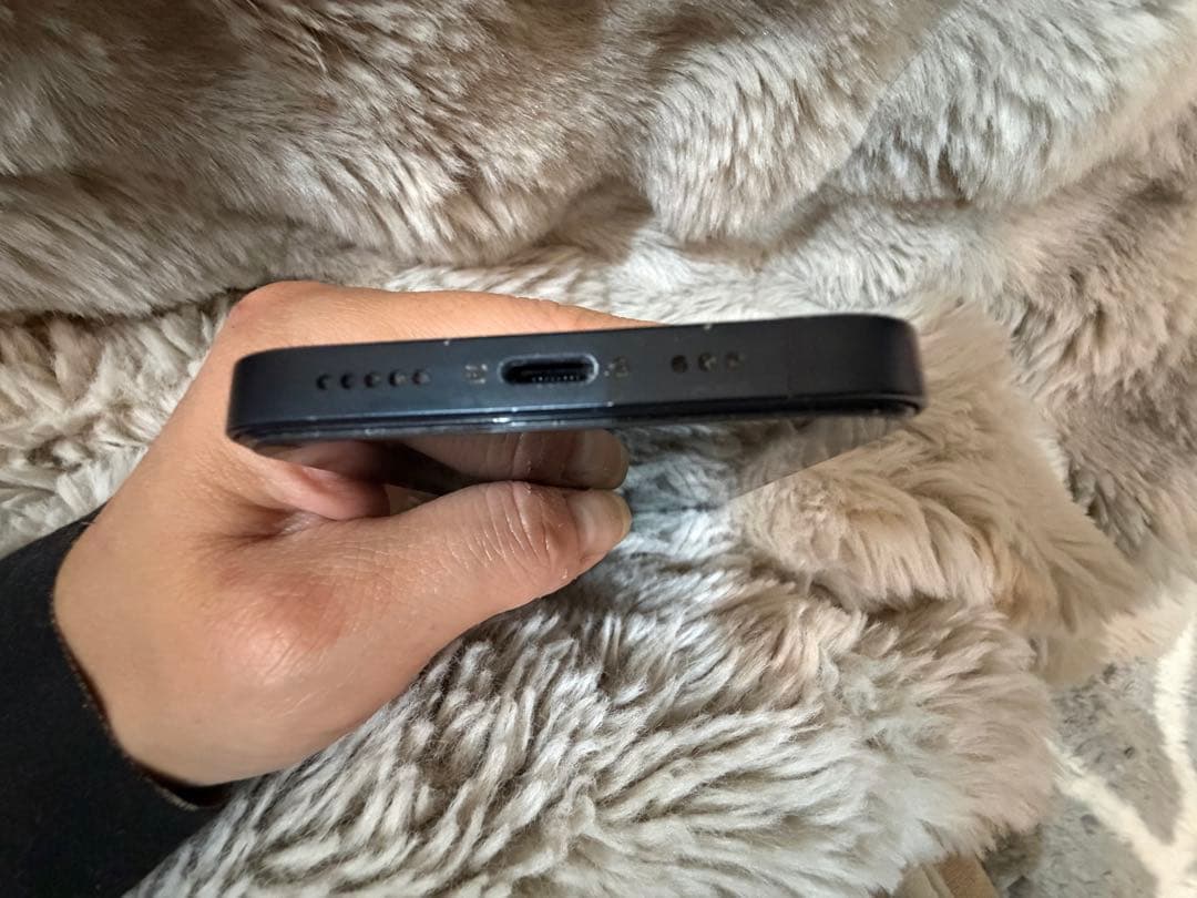 げんたんげ　Apple iPhone 13 本体 ミッドナイト