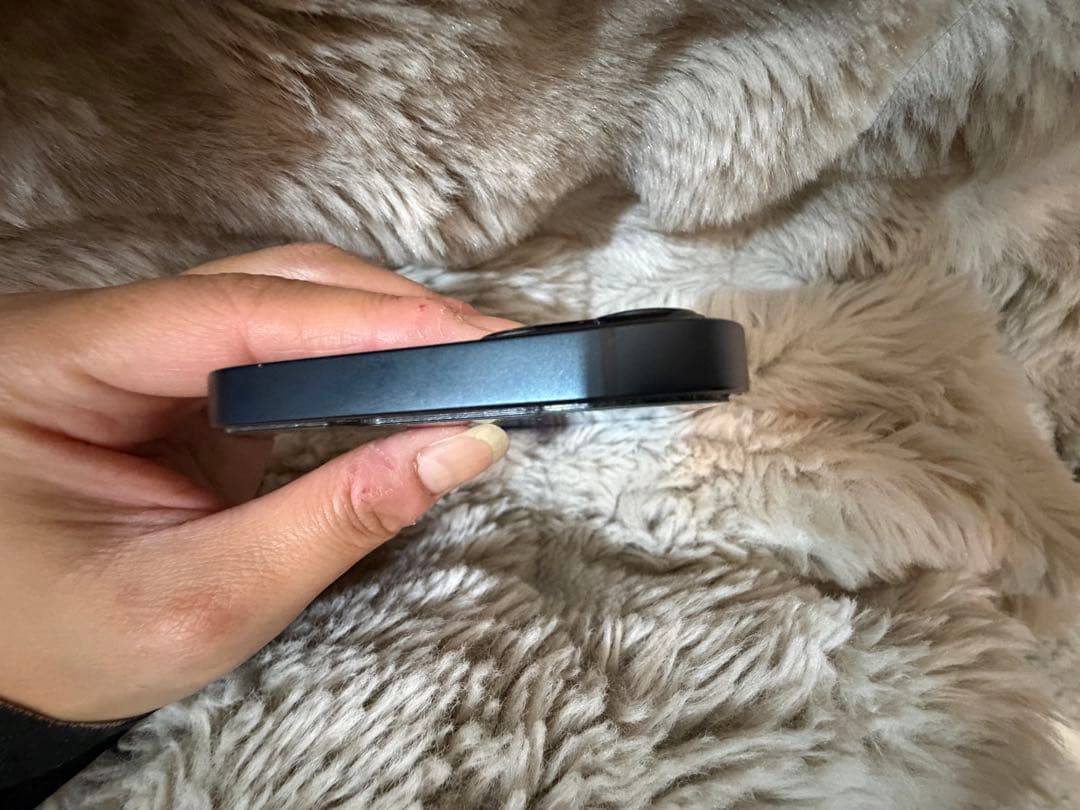 げんたんげ　Apple iPhone 13 本体 ミッドナイト