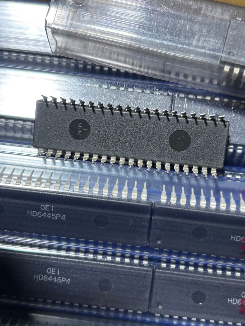 N74。193個RENESAS HD6445P4コントロール IC新品同様未使用
