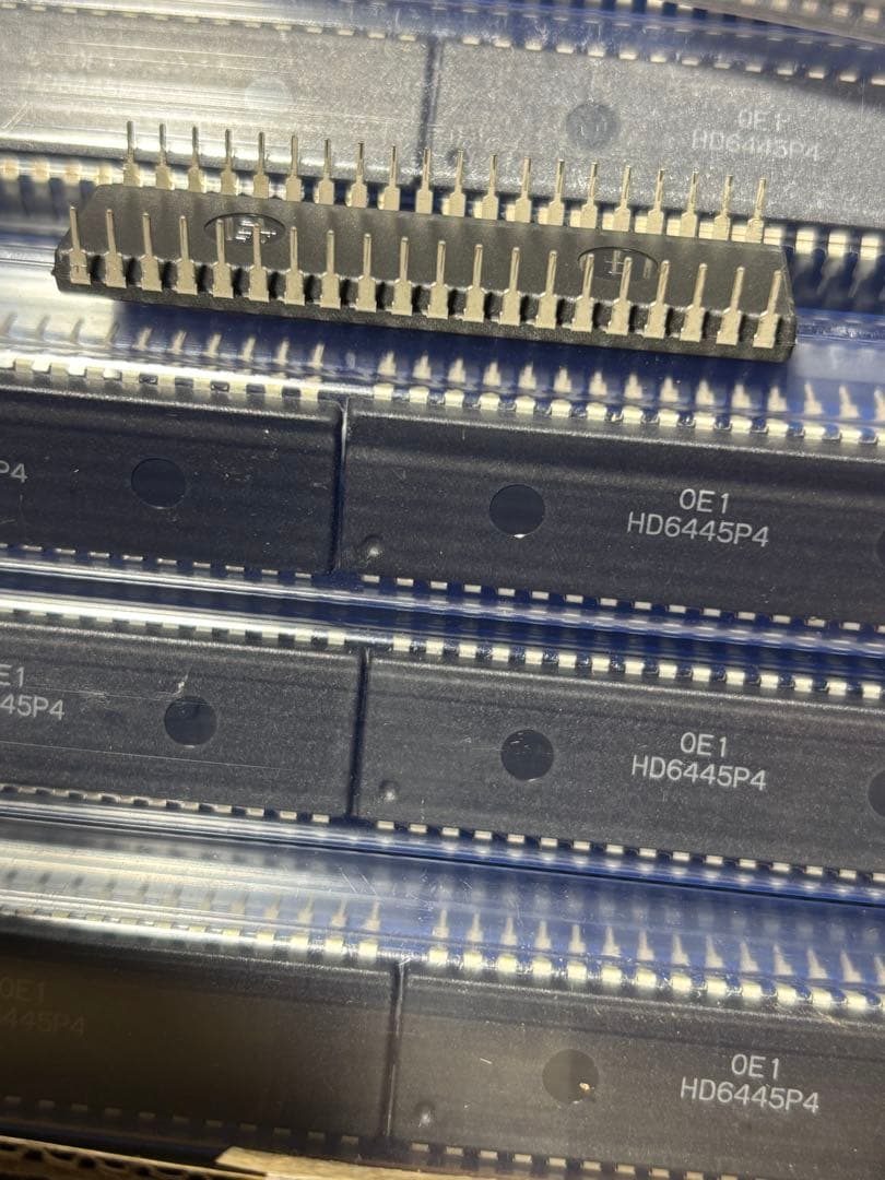 N74。193個RENESAS HD6445P4コントロール IC新品同様未使用