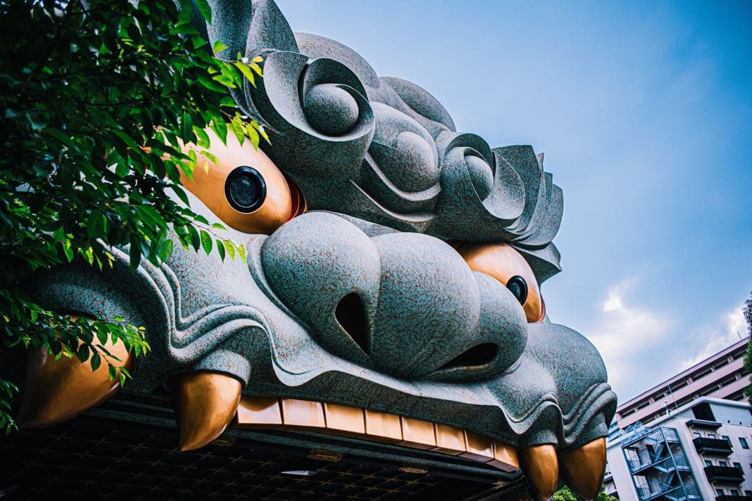 Canon EOS KISSM2 ダブルズームレンズキット　レンズ他3本付き