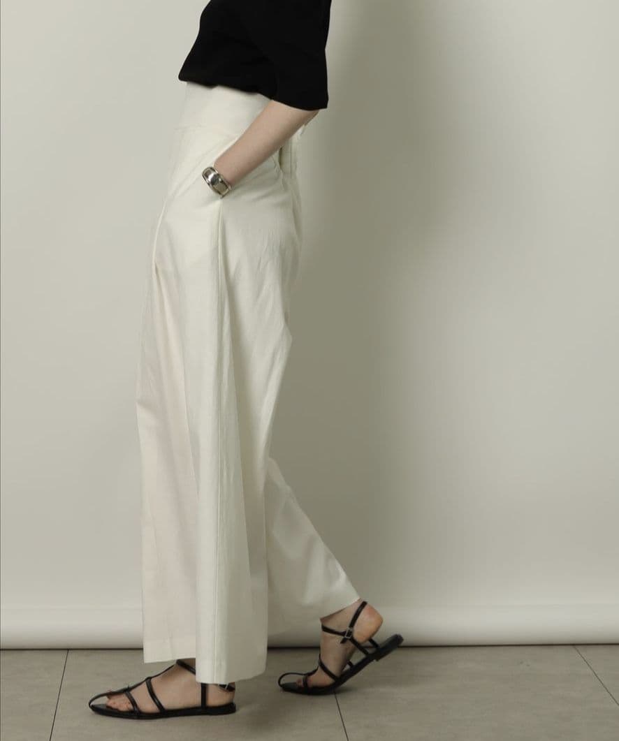 新品タグ付き 24AW CADUNE タックガウチョパンツ 38