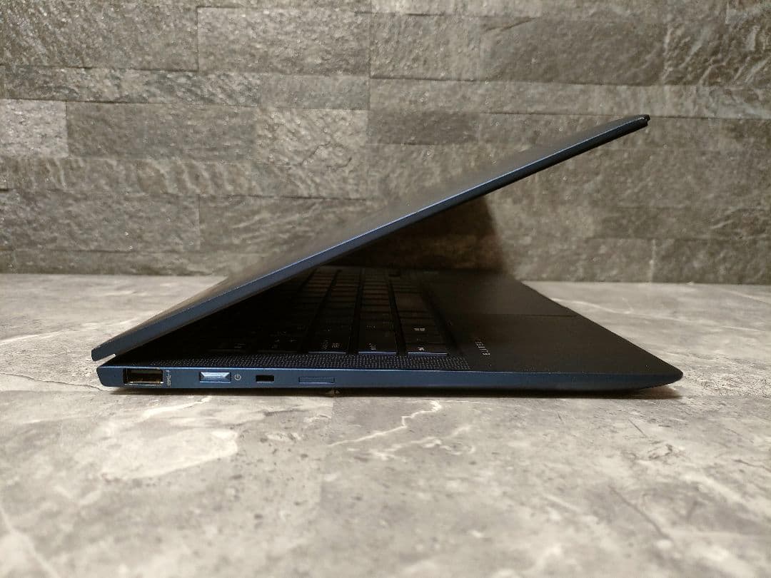 HP Elite Dragonfly corei5 メモリ16 新品SSD256