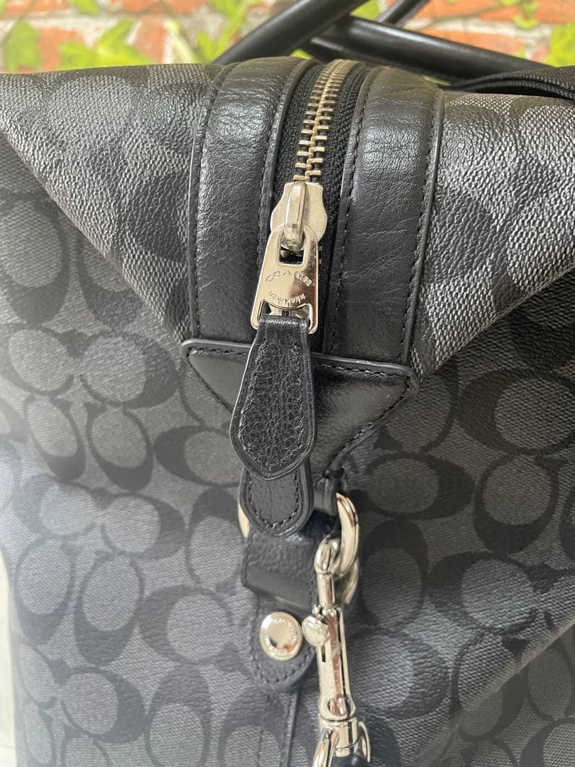 はるまきcoach シグネチャー　ボストンバック　ショルダーストラップ付き