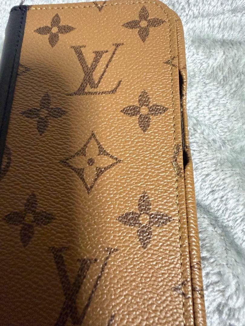 ルイヴィトン iphone14pro ケース フォリオ