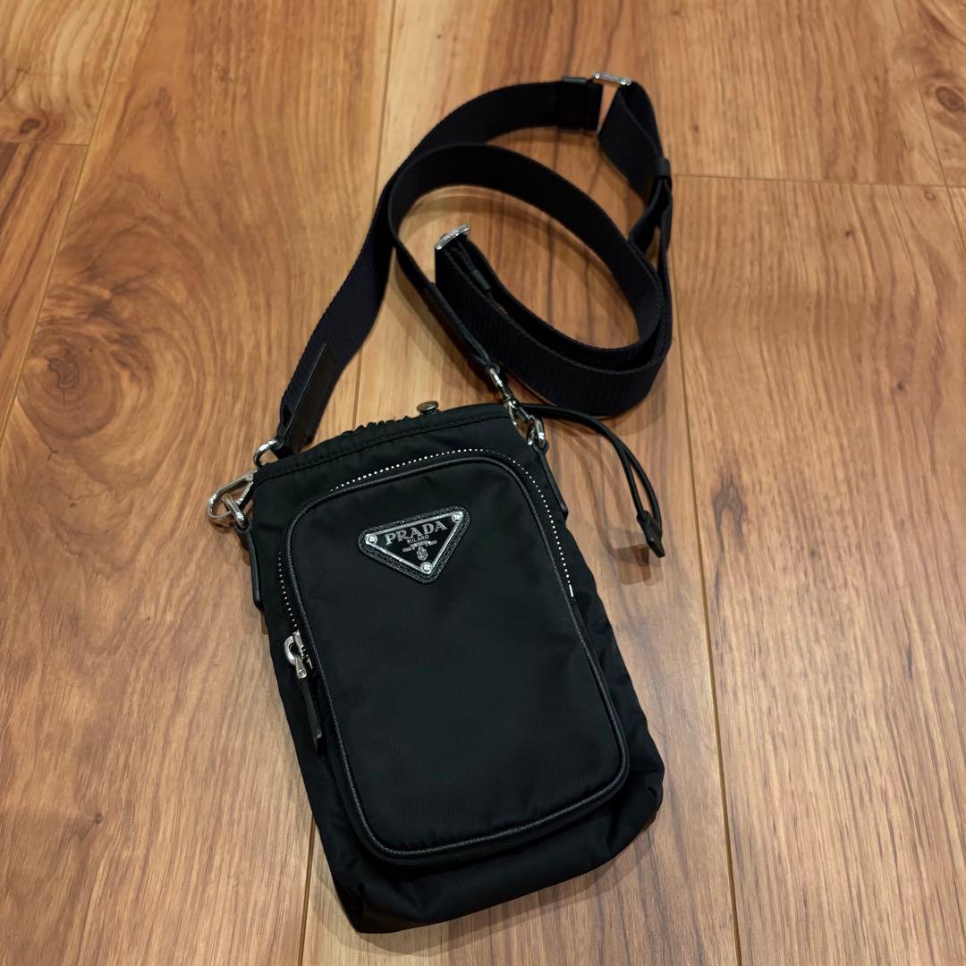 美品 プラダ PRADA フォンポーチ 2ZH155 ショルダーバッグ