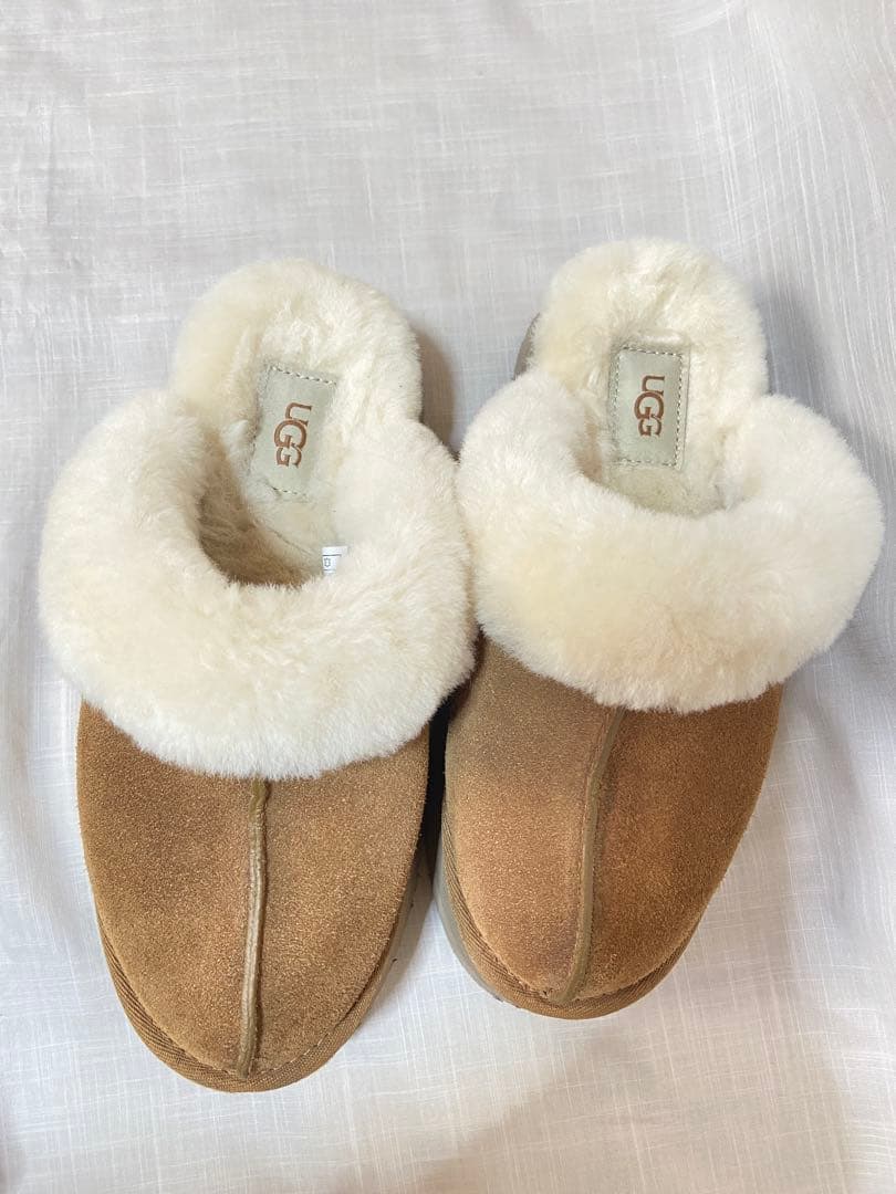 【値下げ】UGG アグムートン スリッパ 厚底 サンダル ディスケット