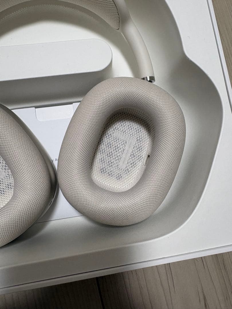 AirPods Max 第二世代 スターライト 美品 箱あり 保証あり　ケース