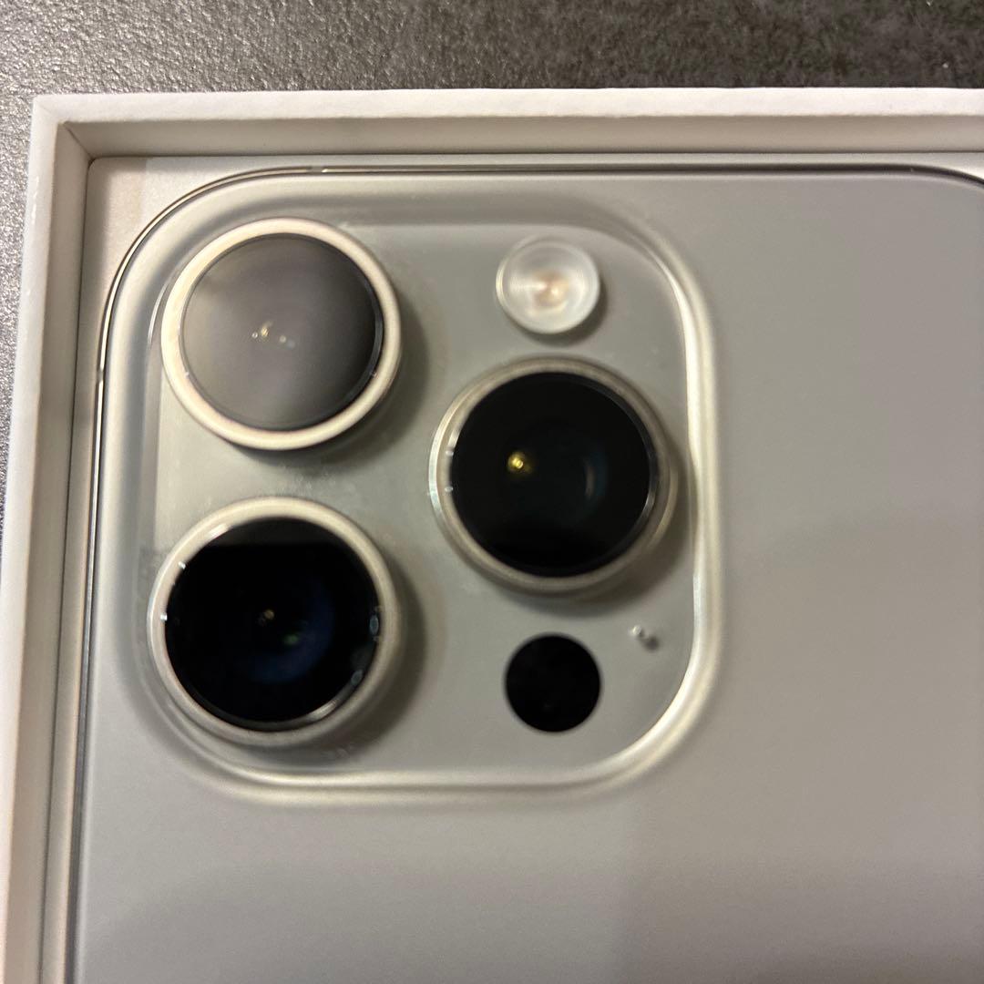 iPhone16 Pro 128GB ナチュラルチタニウム