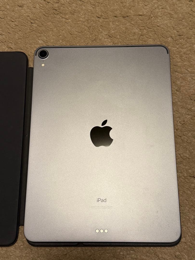 iPad Pro 11 64GB (2018) スペースグレー 本体とキーボード
