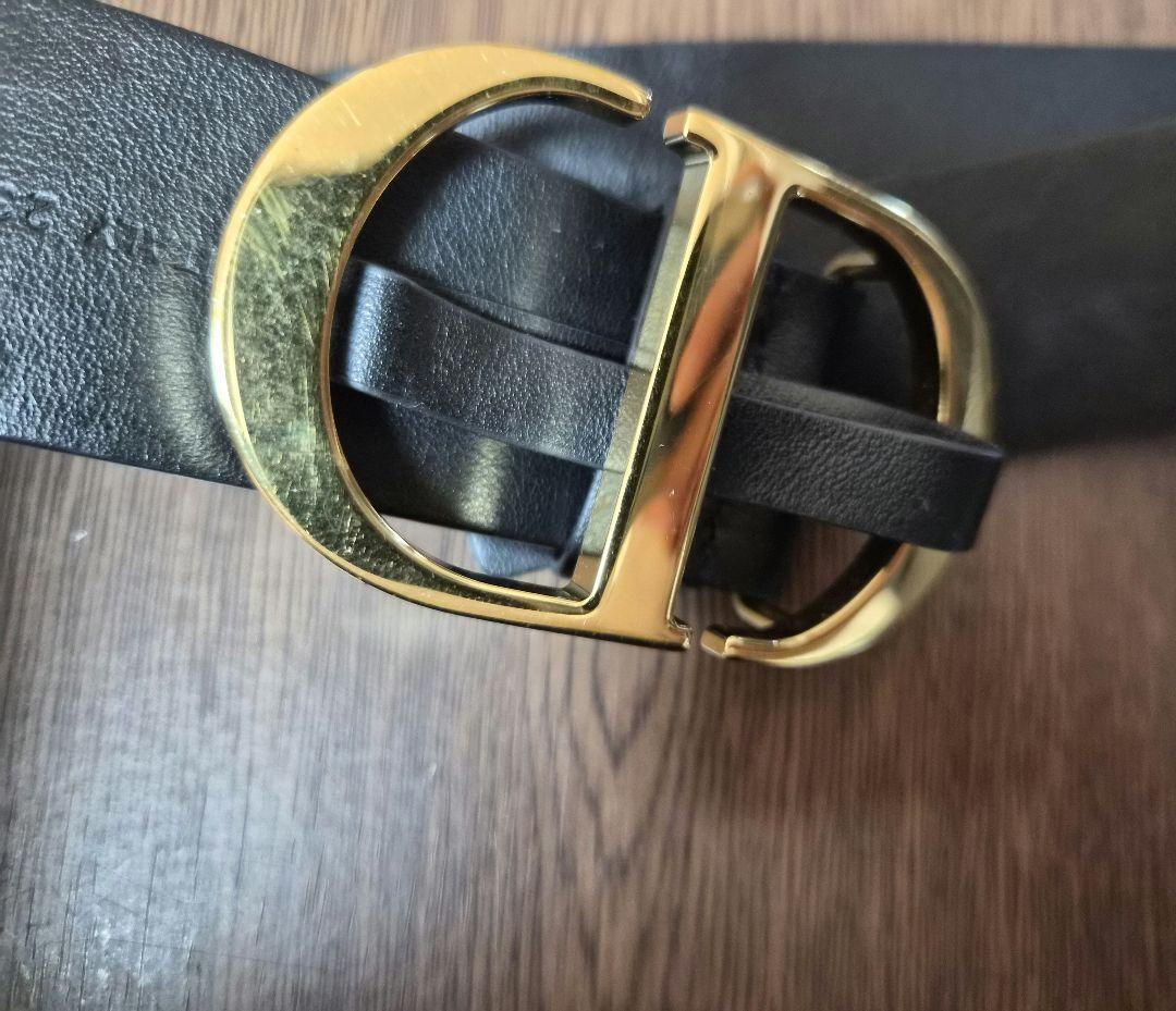 DIOR　黒のレザーベルト 金色バックル