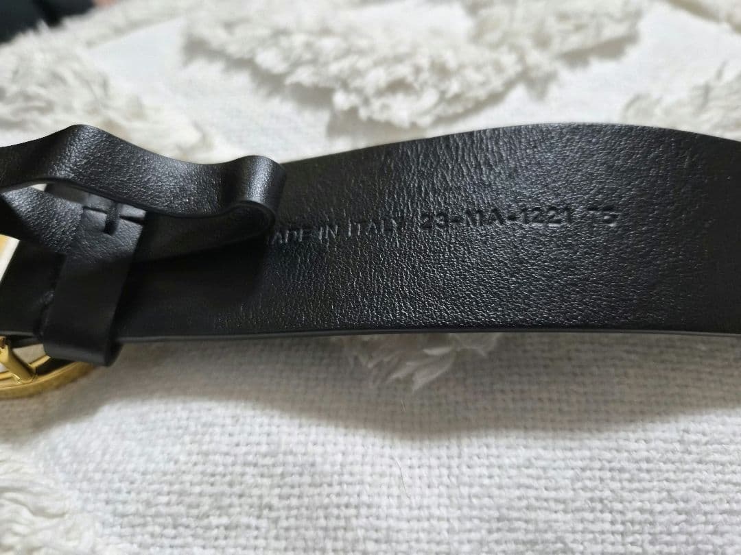 DIOR　黒のレザーベルト 金色バックル