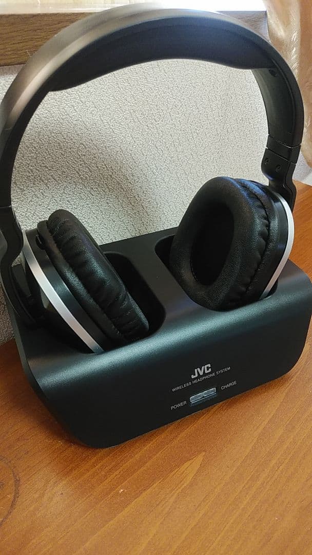 Victor・JVC HA-WD100B 密閉型 ワイヤレスヘッドホン 本体