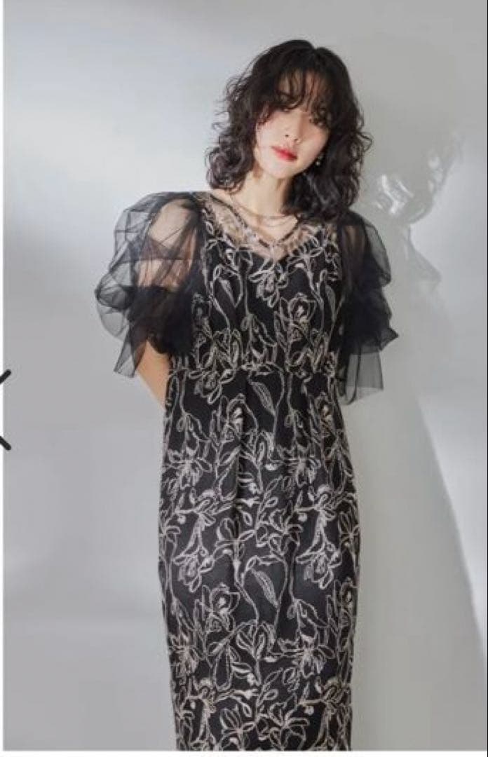 niana 【LE＇RURE】 フラフィースリーブペンシルドレス