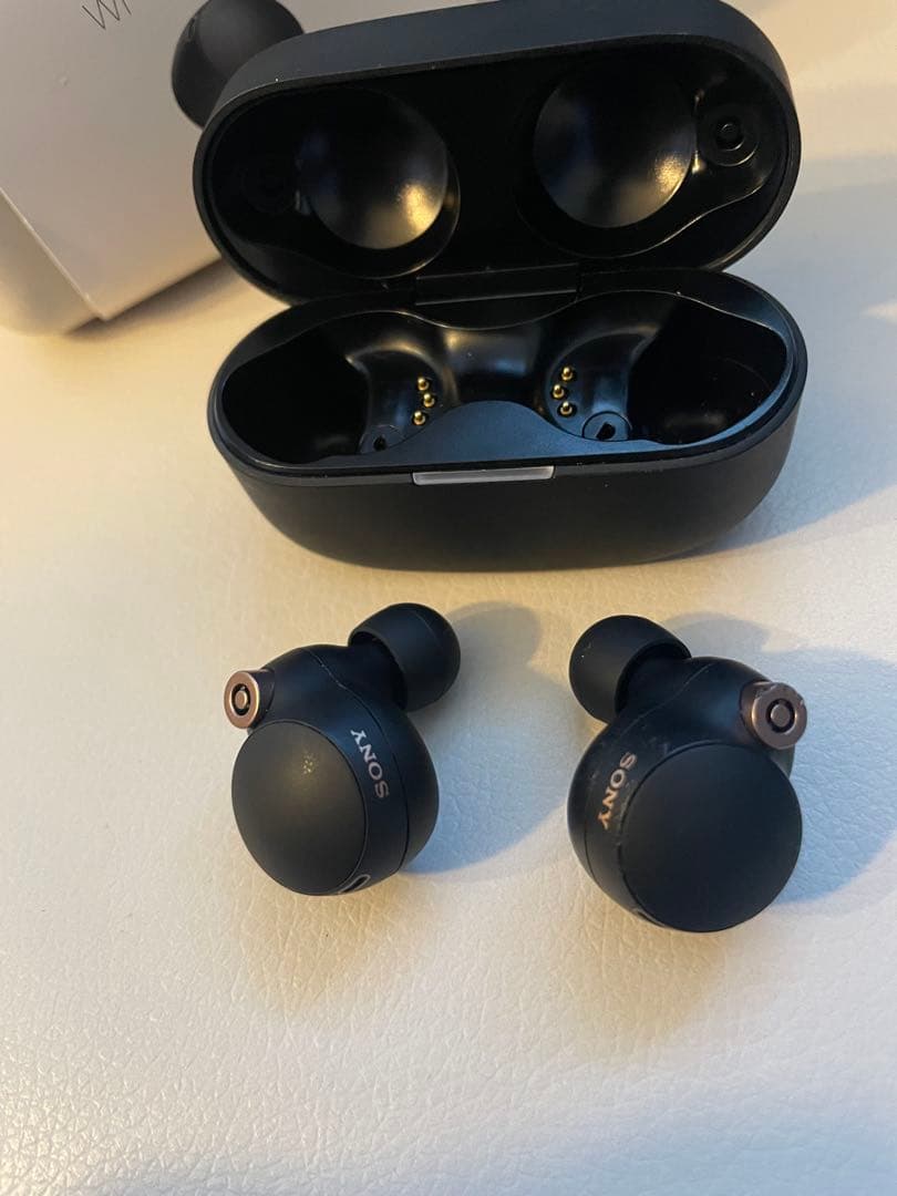 SONY　WF-1000XM4　ワイヤレス　ノイズキャンセリング　バッテリー新品