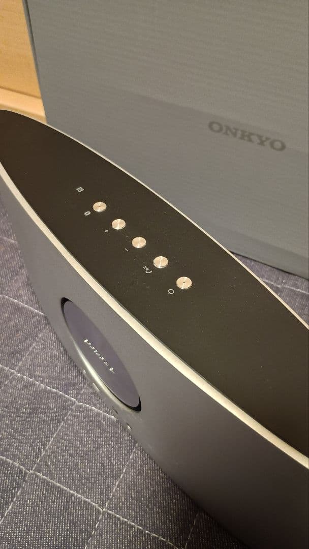 ONKYO　X9　ポータブルハイレゾオーディオスピーカー