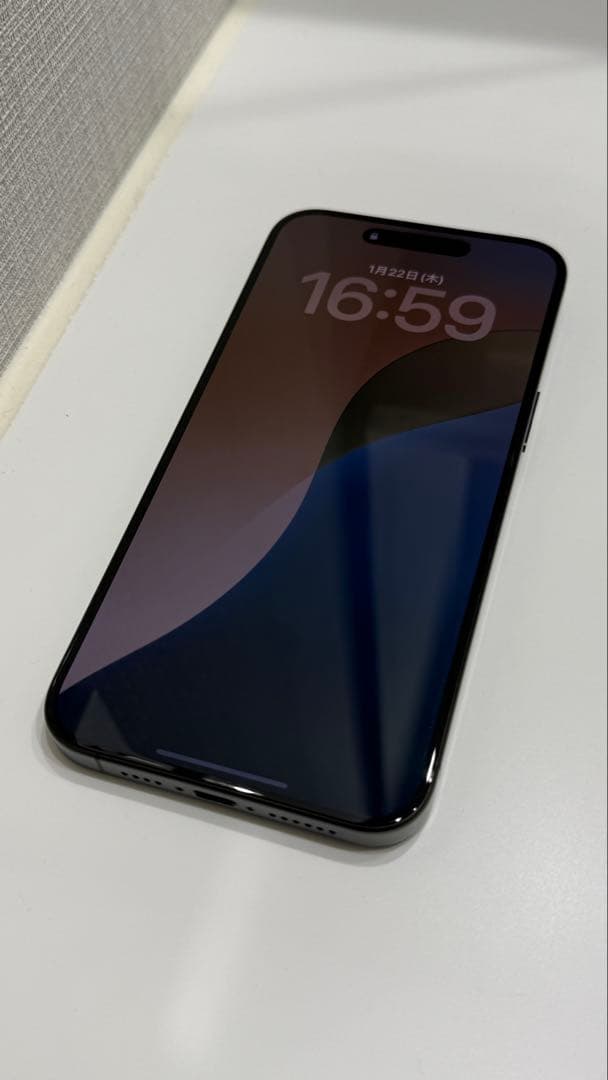 【美品】iPhone15 Pro Max 512GB ブラック SIMフリー