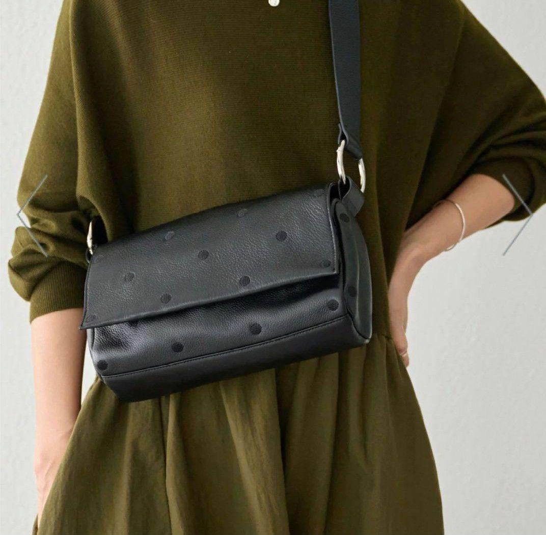 ビアズリー ドット柄レザーショルダーバッグ♡新品