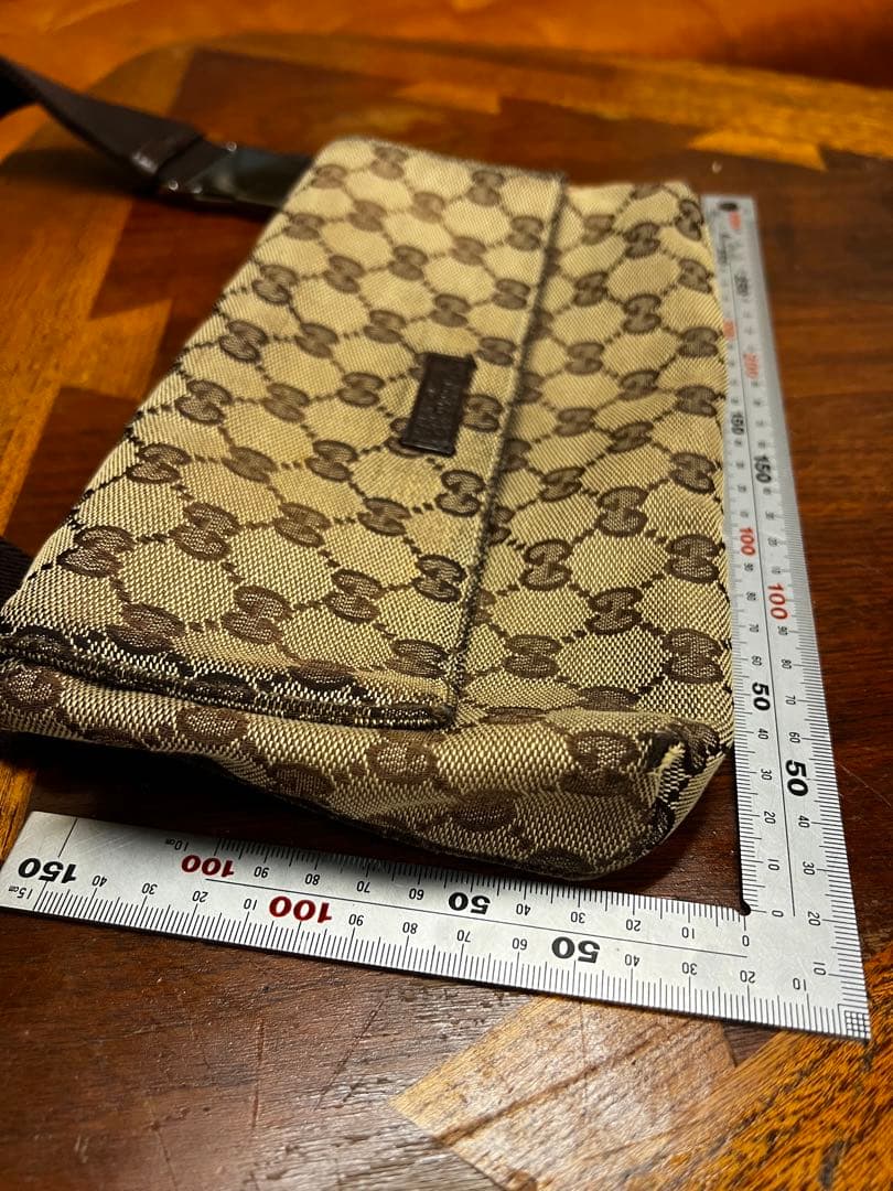 【値下げ】GUCCI GGキャンバス ボディバッグ