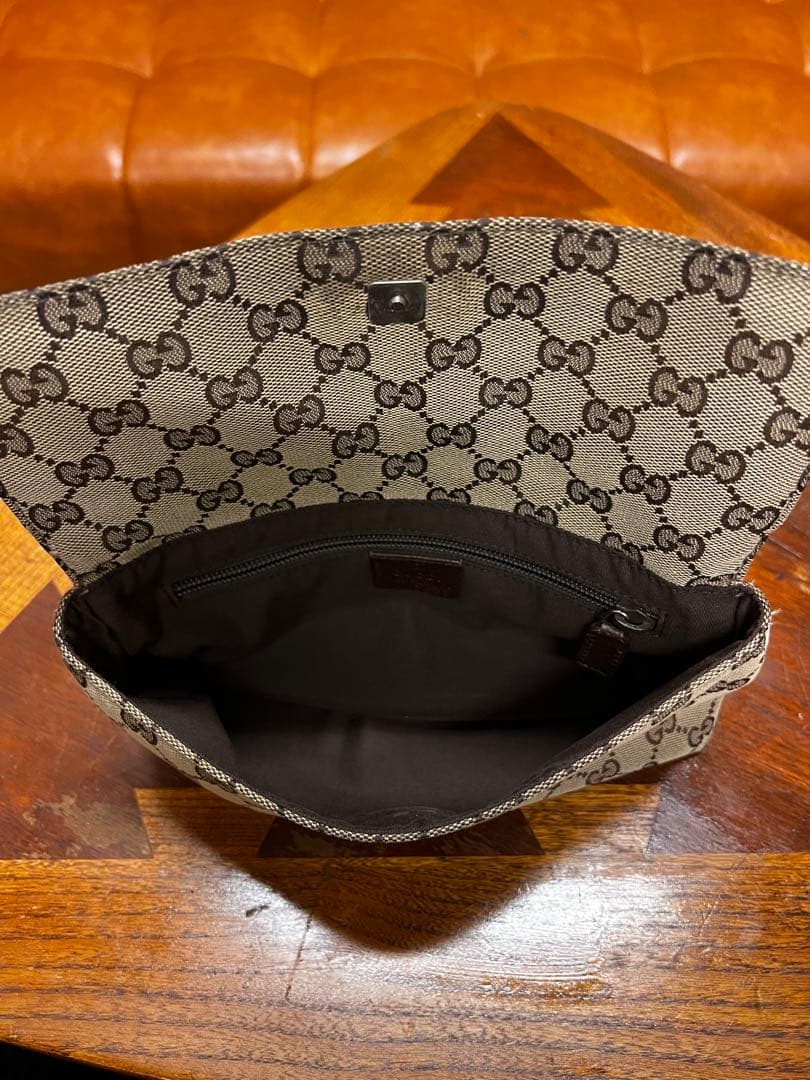 【値下げ】GUCCI GGキャンバス ボディバッグ