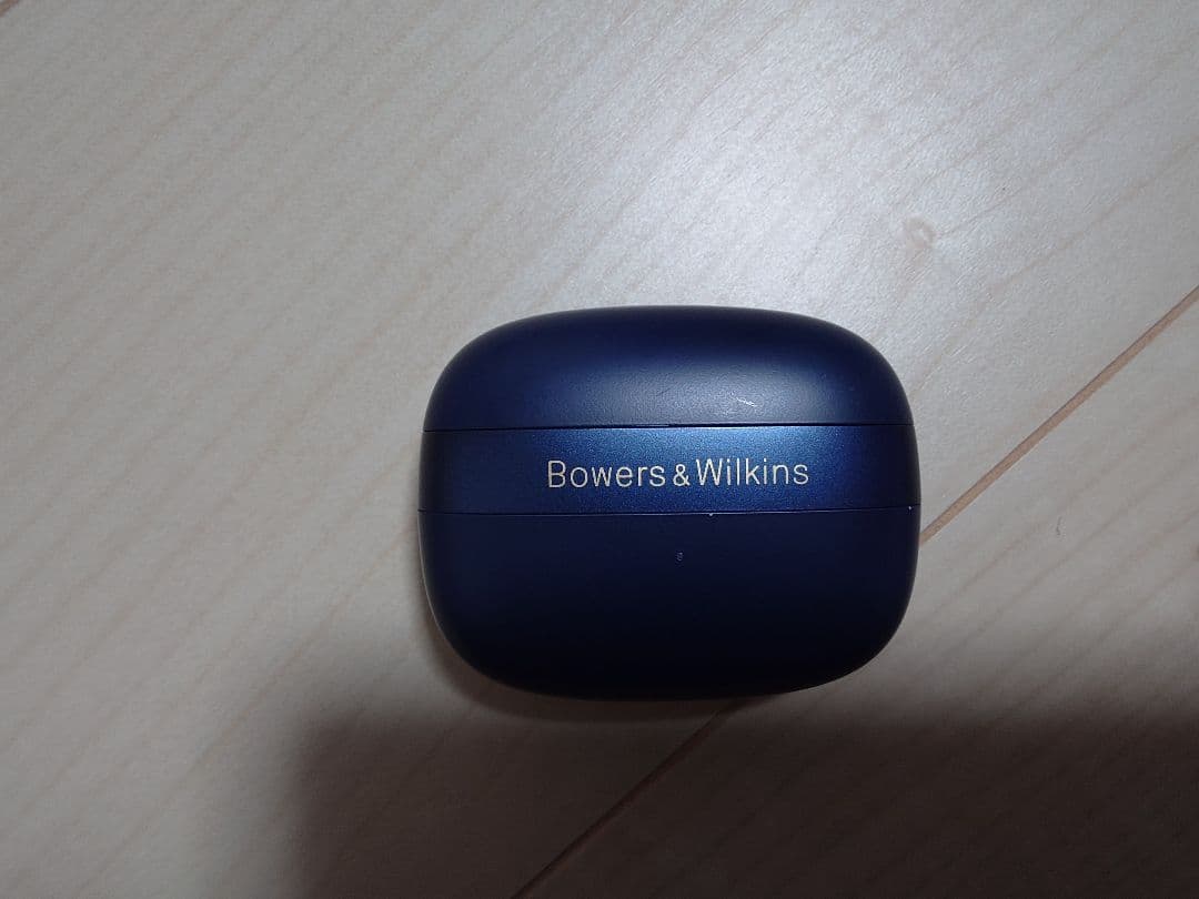 Bowers & Wilkins ミッドナイト・ブルー Pi8