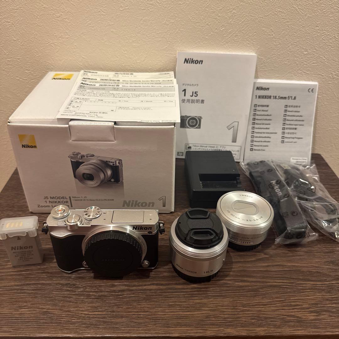Nikon 1 J5 ミラーレスカメラ ダブルレンズキット