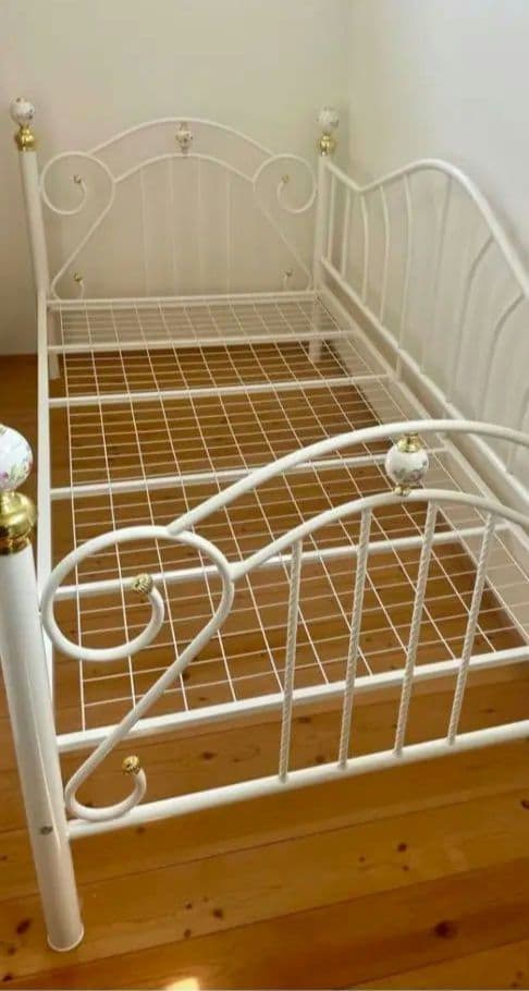 【４点セット】NITORI ジュリアデイベッド お姫様ベッド