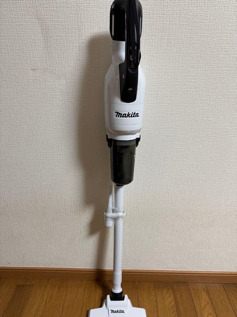 Makita マキタ　CL286FD 充電式クリーナー 18v
