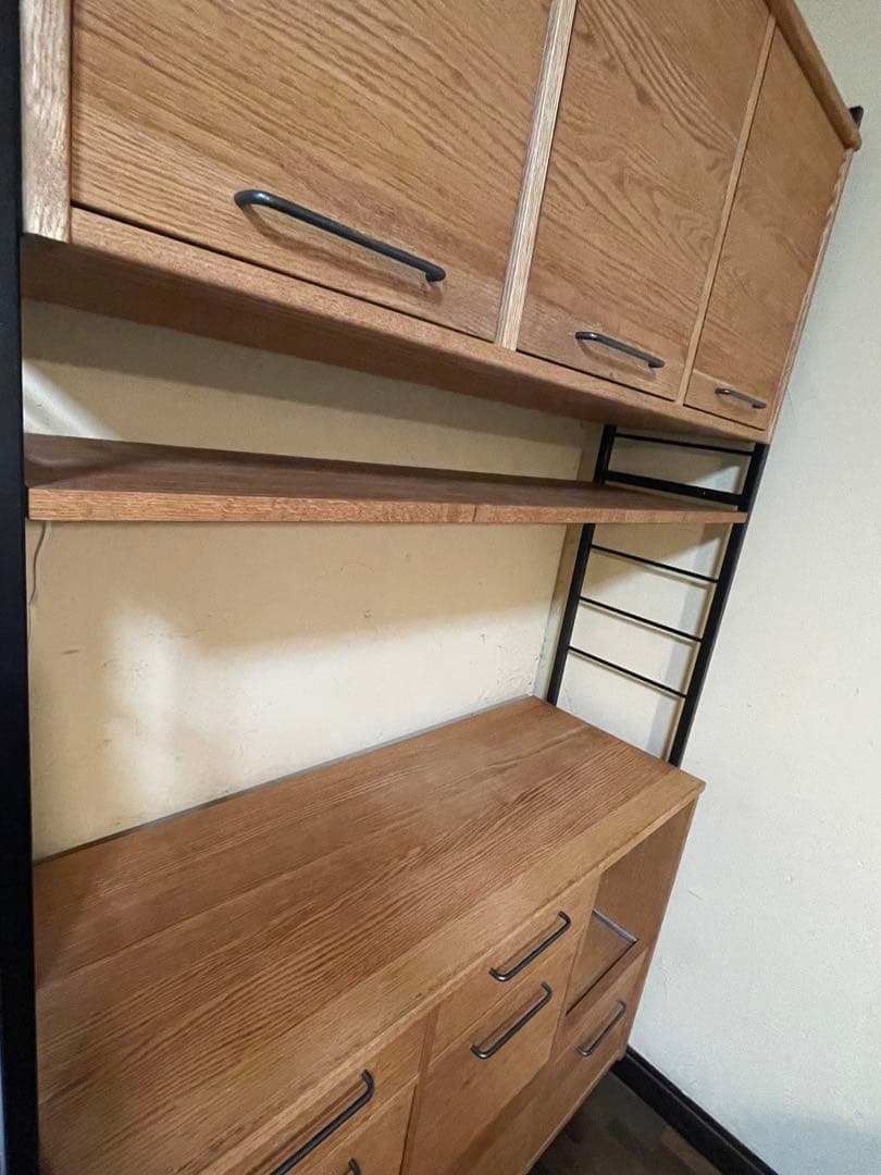 モモナチュラル　食器棚