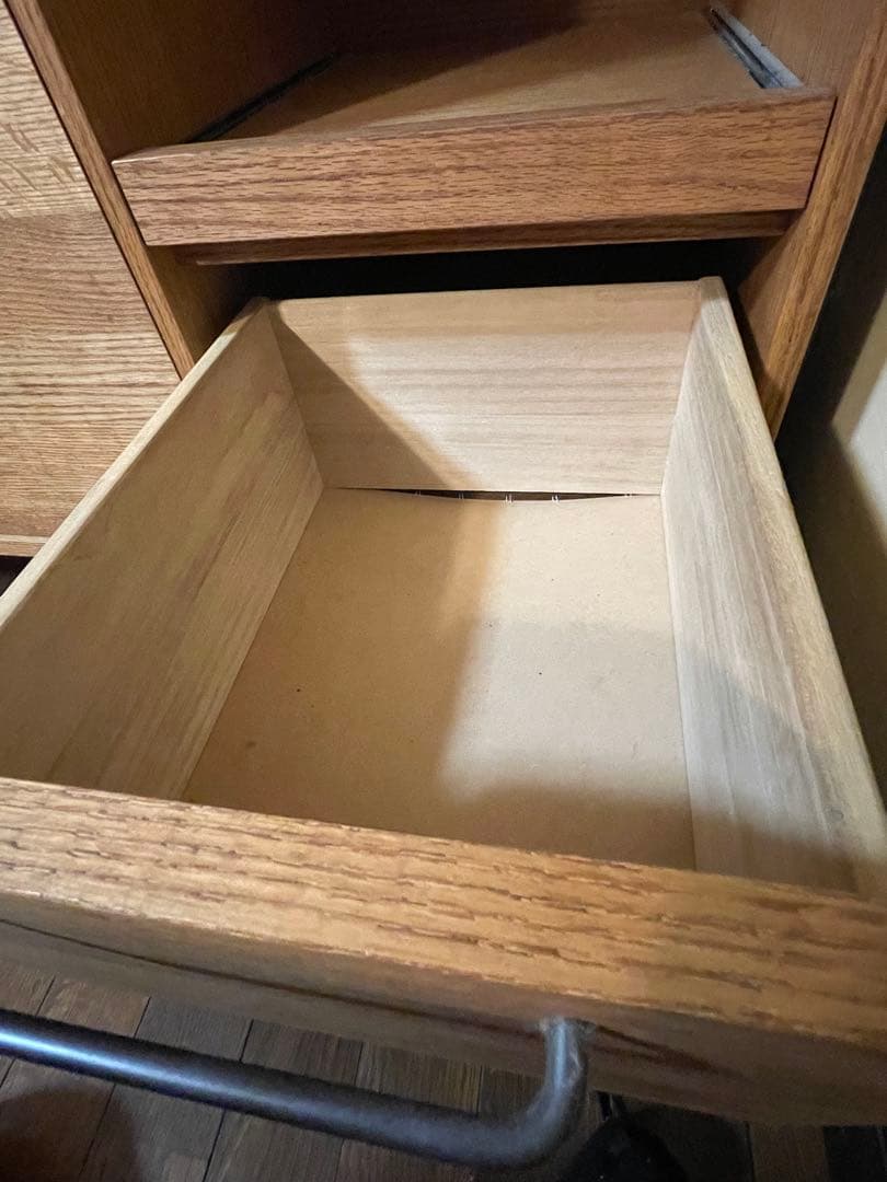 モモナチュラル　食器棚