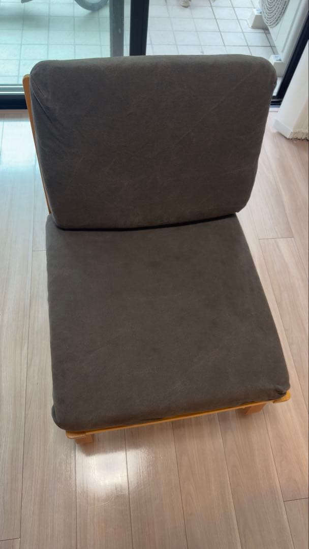 リビングでもダイニングでもつかえるソファチェア・オーク材