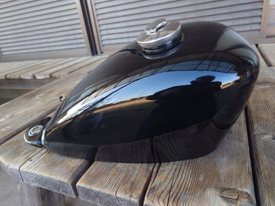 モンキー5Lタンク汎用　スポーツスター　1/4NPTコック溶接済