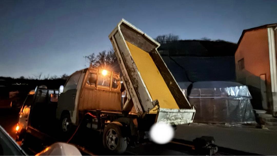 スバル　サンバーダンプ