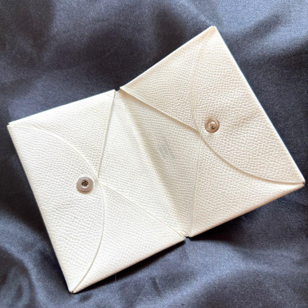 人気✨エルメス HERMES カルヴィ カードケース　ホワイト