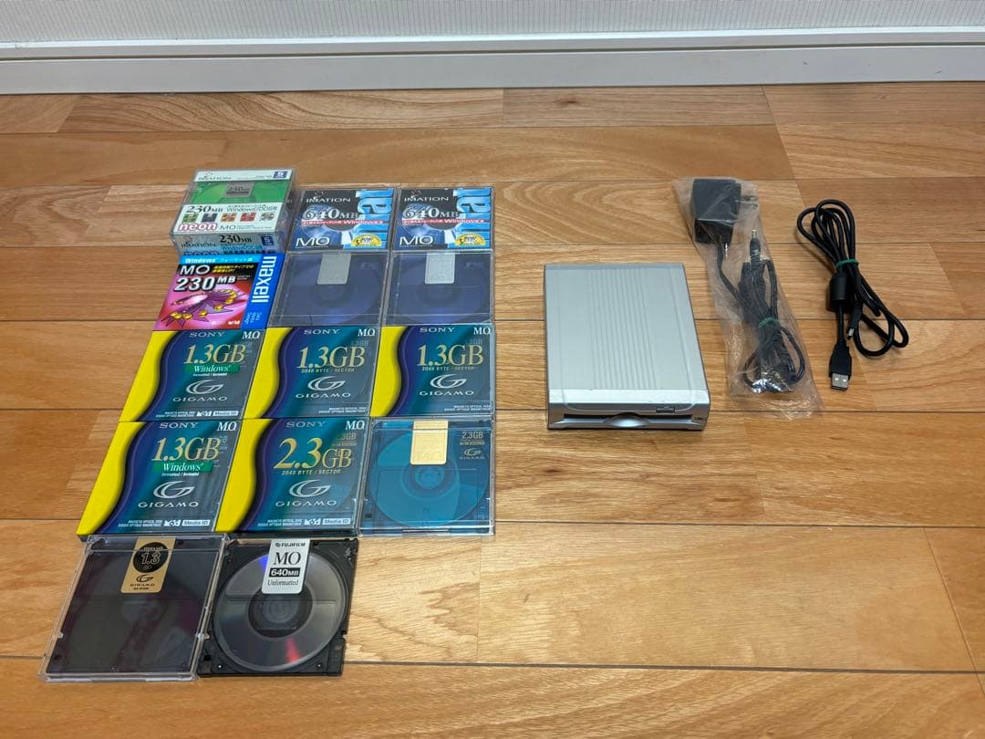 ロジテックMOドライブ 2.3GB LMO-FB2360U2 おまけ付き