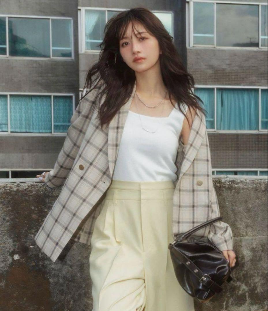 ココディール　パフスリーブテーラードジャケット　М