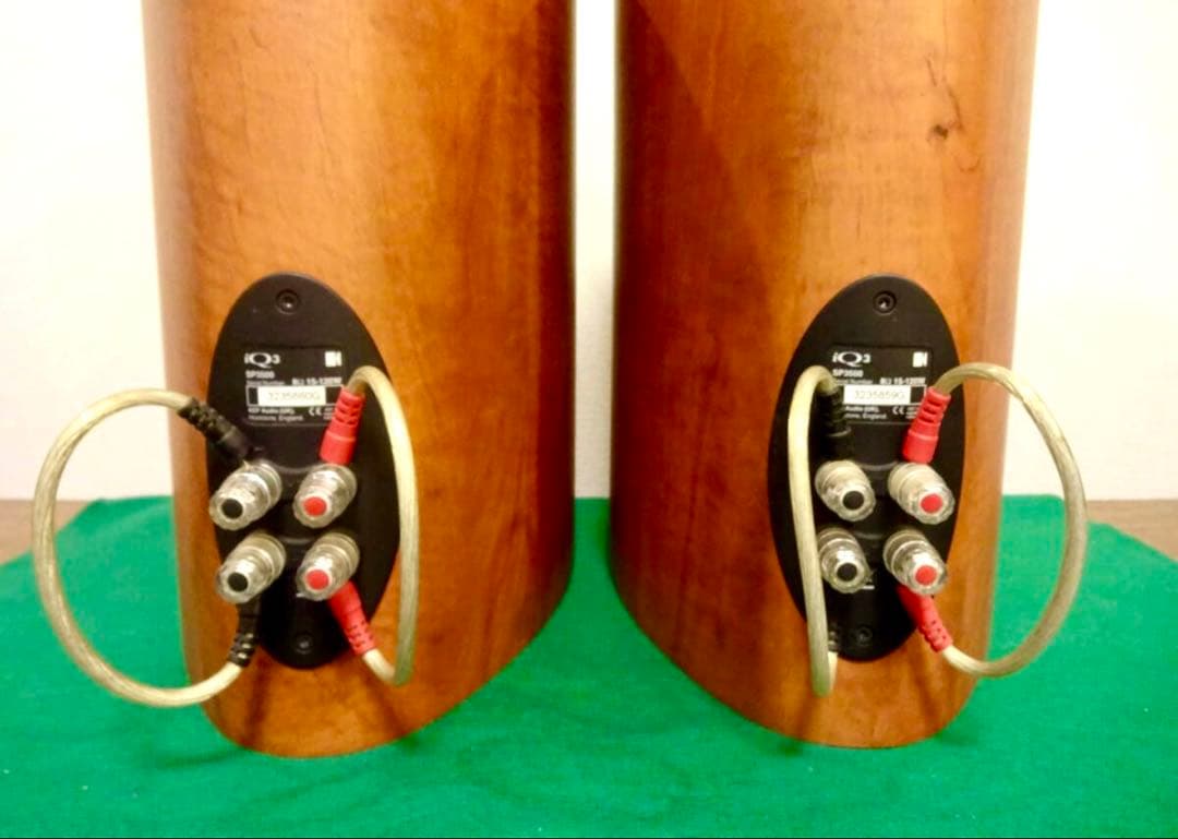 KEF IＱ３　ブックシェルフ型同軸スピーカ