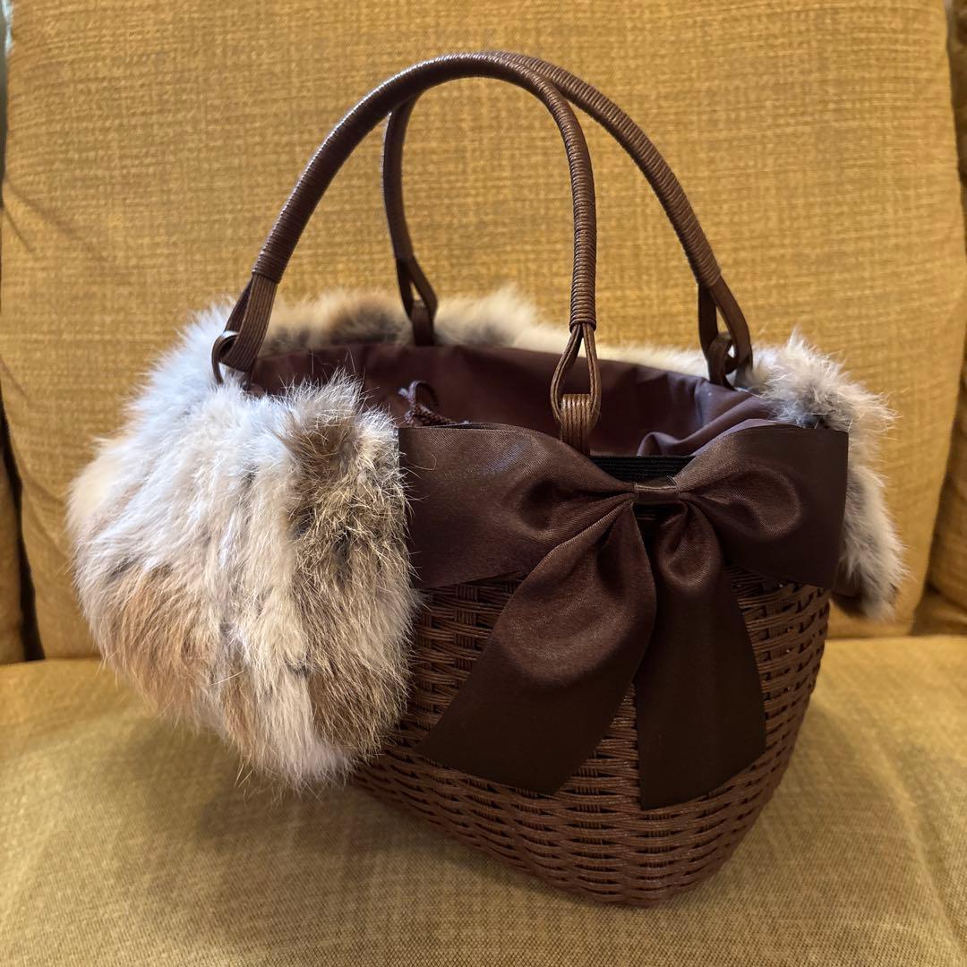 たかちゃんクラフトバンドのカゴバッグ椿のお花