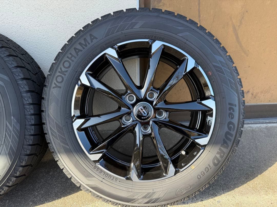 スタッドレスタイヤ　F:6.5J-16/R:6.5J-16