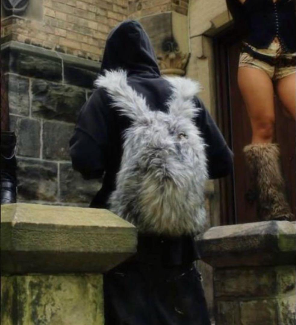 opium fur backpack ファー リュックグレー 毛皮リュック即購入